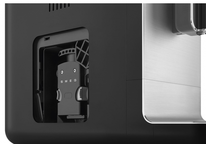 Автоматическая кофемашина SMEG BCC11BLMEU в магазине «На диване» в Санкт-Петербурге  — Выгодная цена