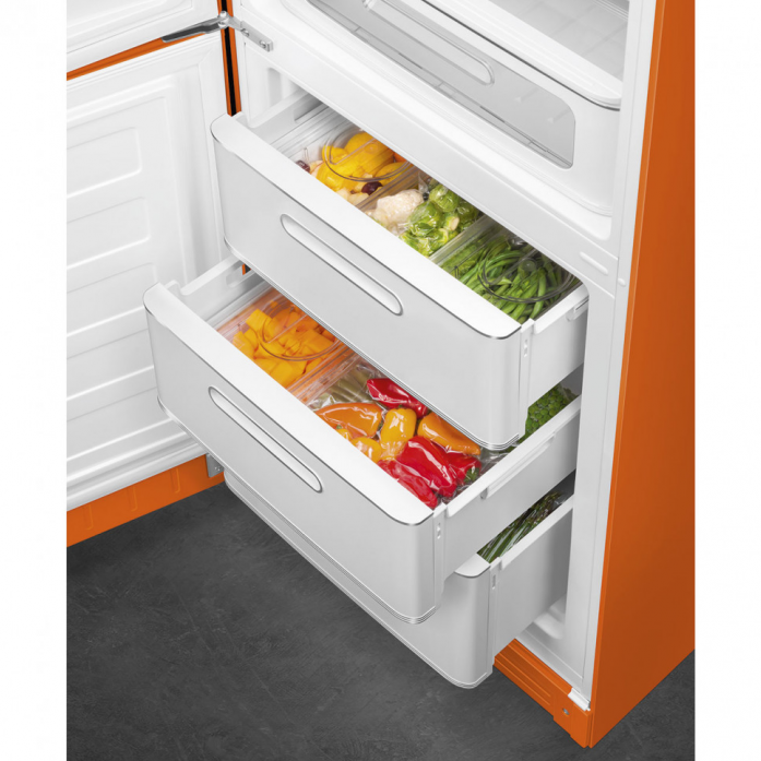 Холодильник Smeg FAB32LOR6 в магазине «На диване» в Санкт-Петербурге  — Выгодная цена